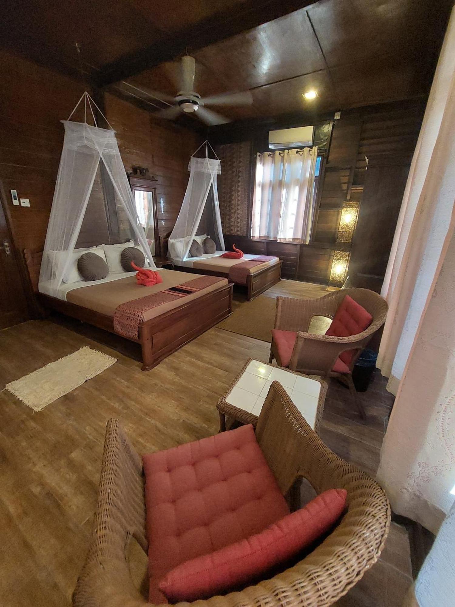 Ombak Dive Resort Perhentian Island Pulau Perhentian Kecil Екстериор снимка