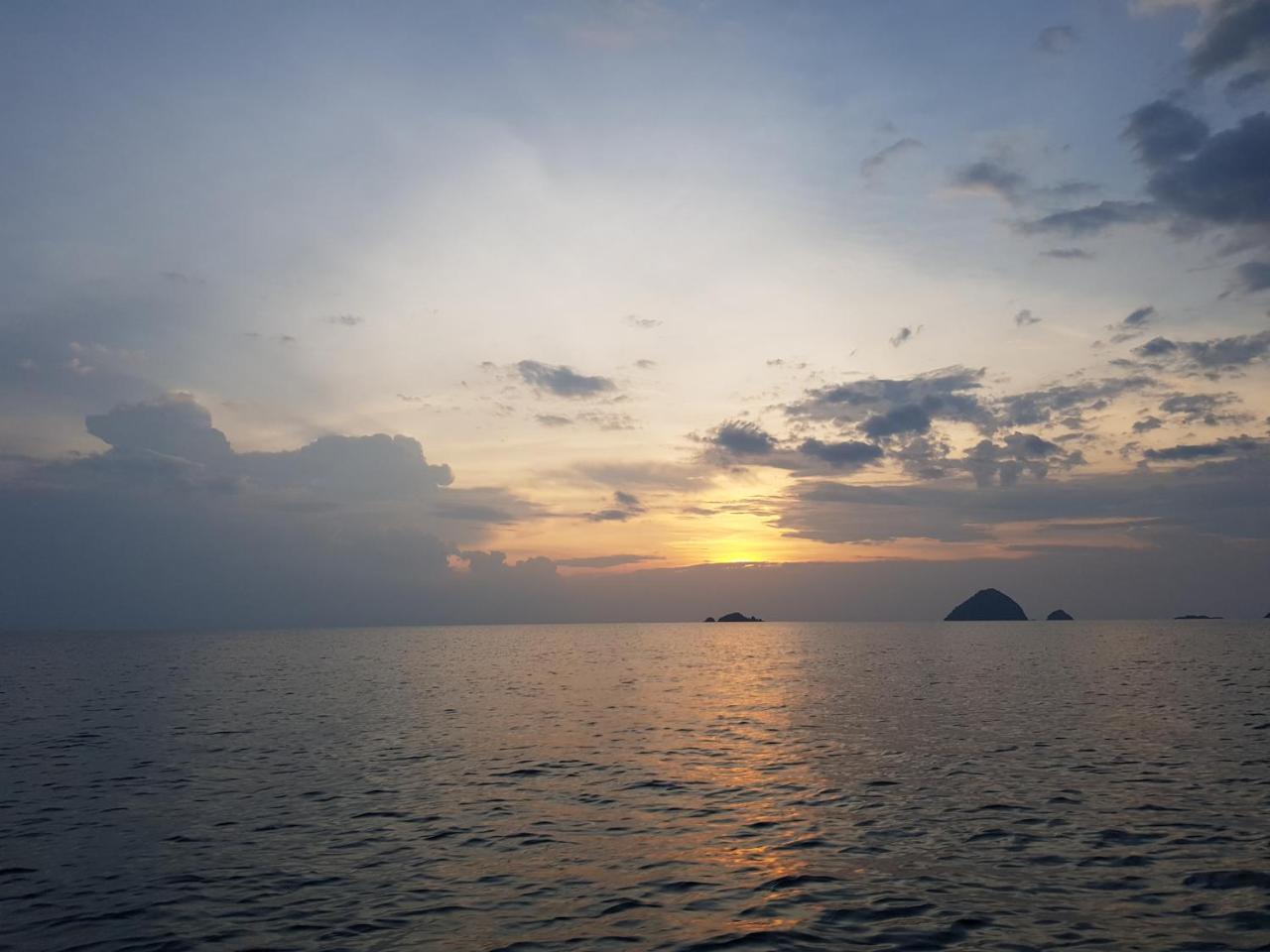 Ombak Dive Resort Perhentian Island Pulau Perhentian Kecil Екстериор снимка